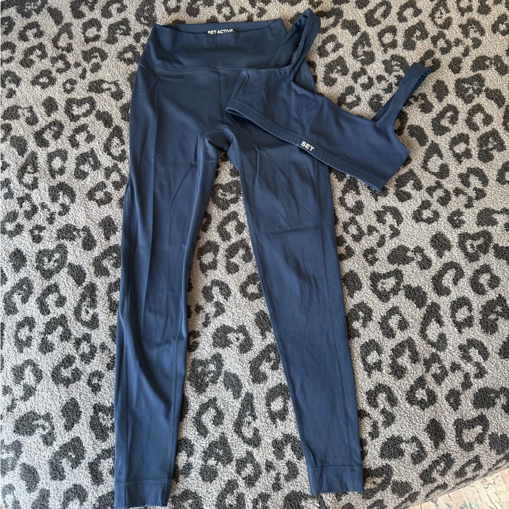 SET Active Navy Workout Set